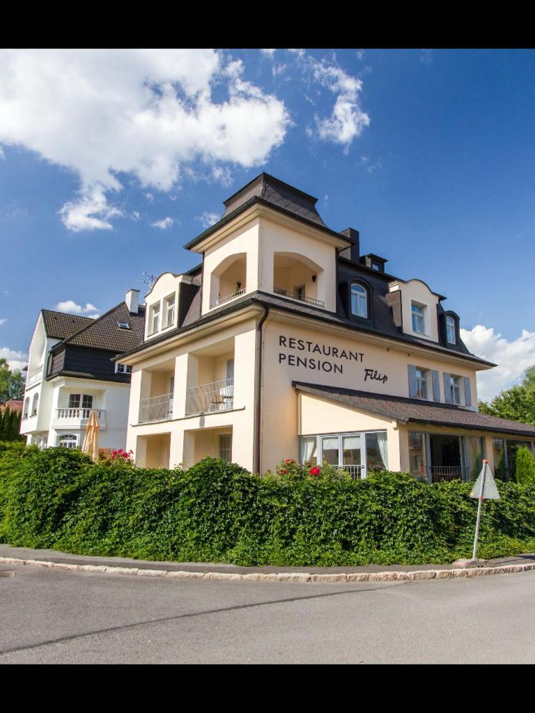 Pension A Restaurace Filip II Маріанські Лазні Екстер'єр фото